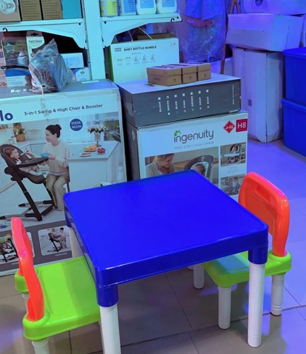 KIDS TABLE & CHAIR