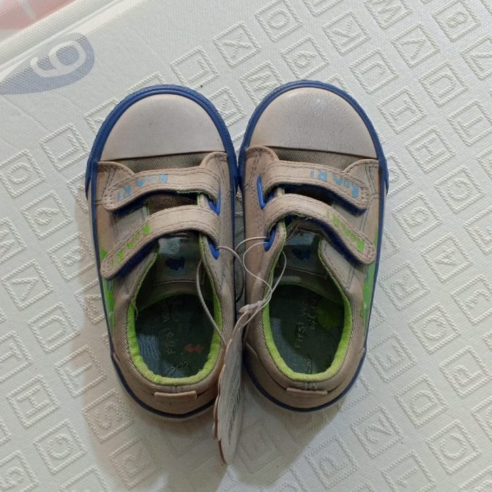FIRST WALKER BY GOERGE BABY SHOE (SIZE22)