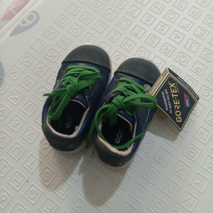 GORETEX BABY SHOE(SIZE20)