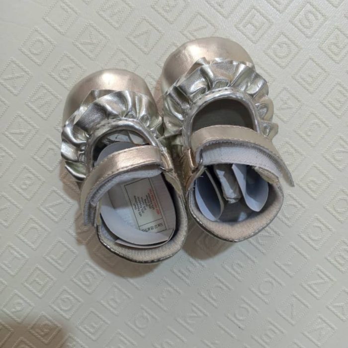 BABY SHOE - SIZE 12-18M