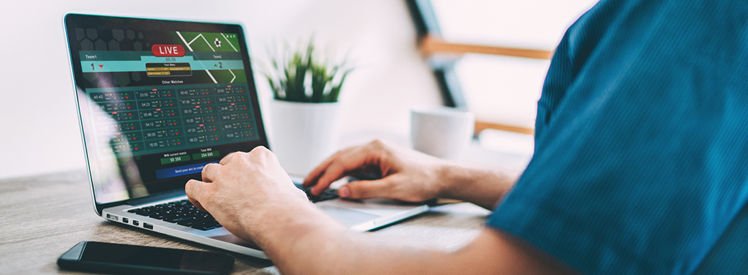 Best live poker tournaments to 28